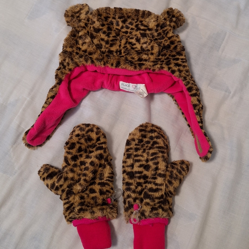 Kids Chettah Print Hat & Mitten Set